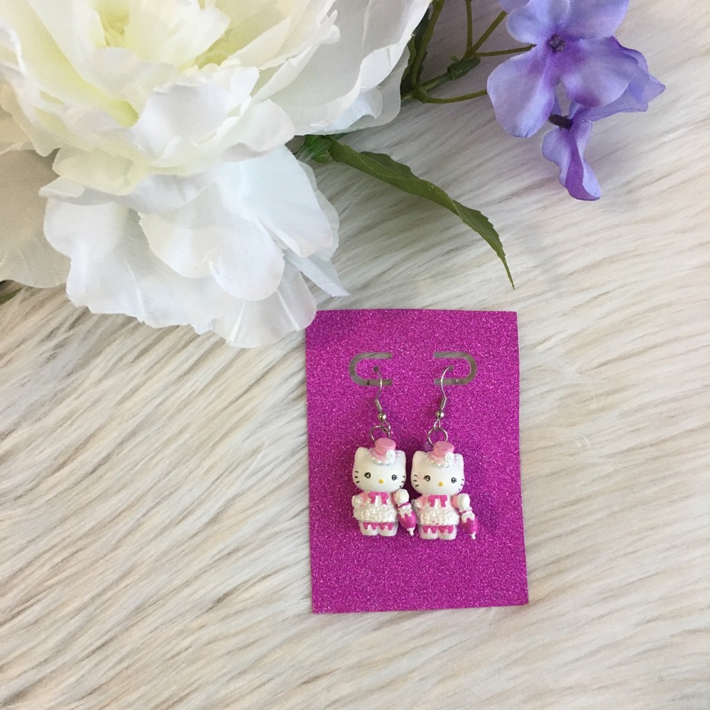 Hello kitty Sanrio melody dangle earrings